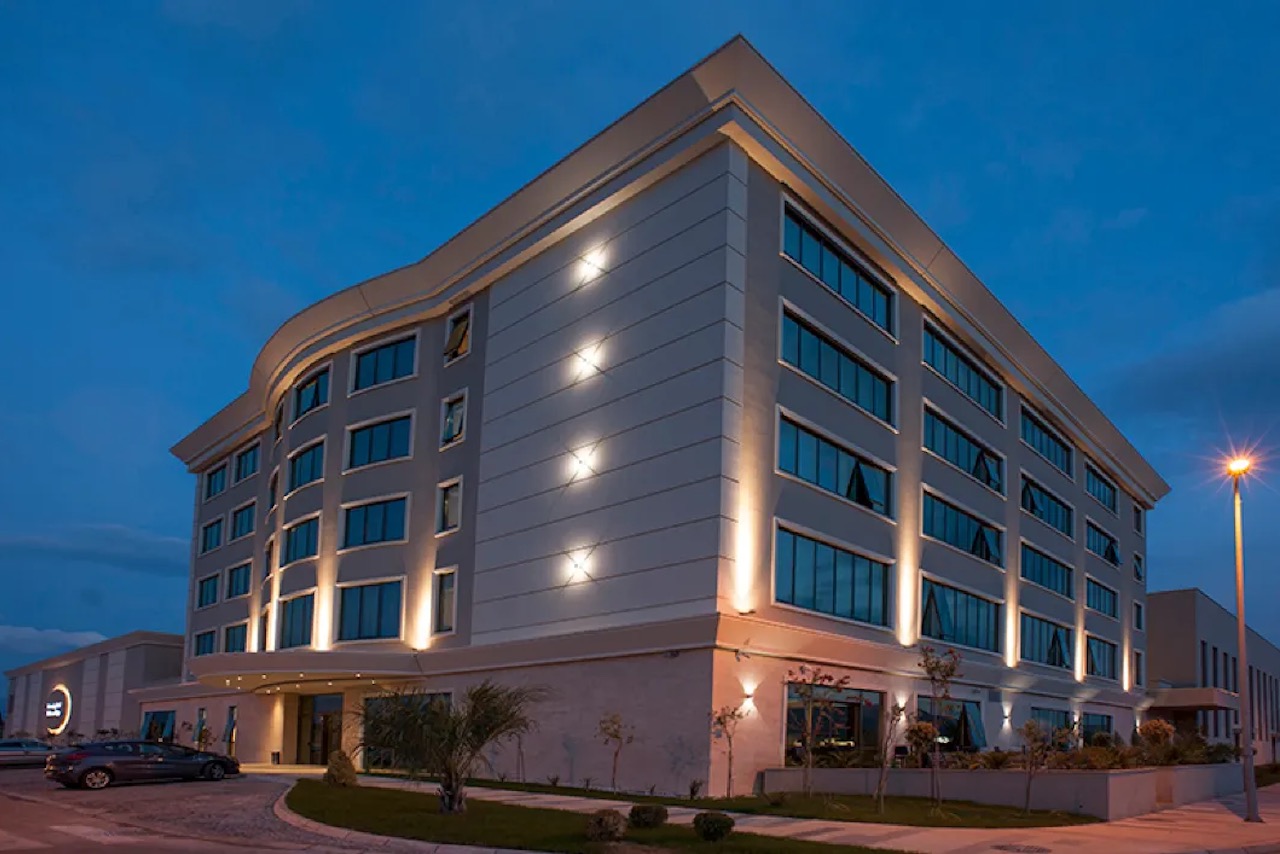 verde hotel outside verde hotel outside