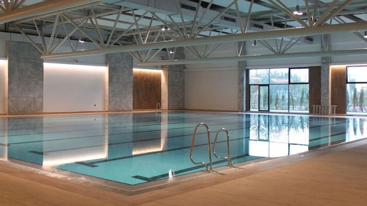 voco_PODGORICA-Podgorica-Pool-958943