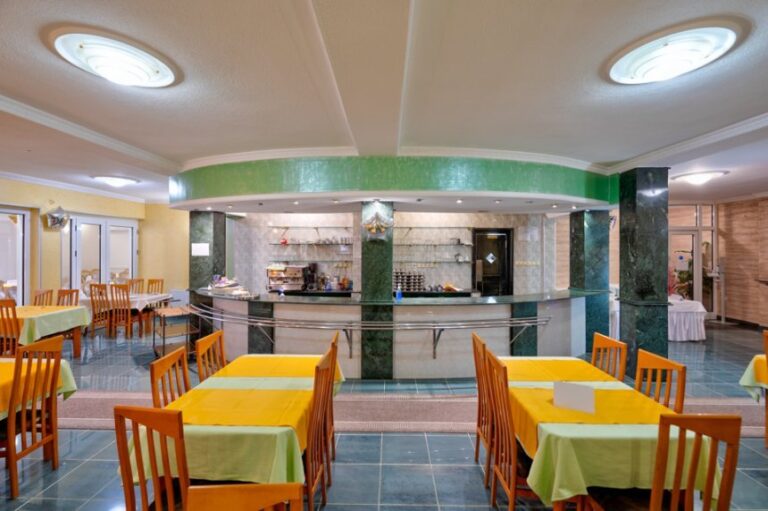 dsc02088__102141_0944-768x511